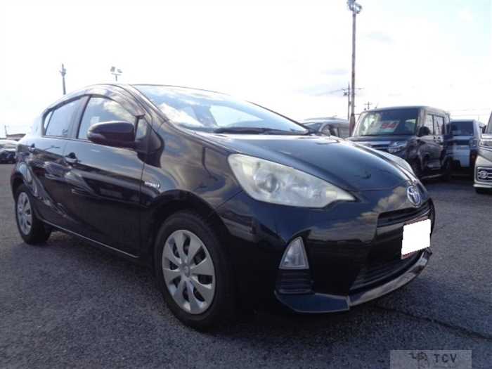 2013 Toyota AQUA