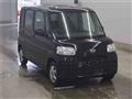 2011 Daihatsu Tanto