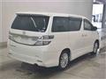 2013 Toyota Vellfire