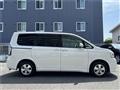2009 Toyota Voxy