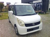 2013 Nissan ROOX