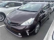 2015 Toyota PRIUS α