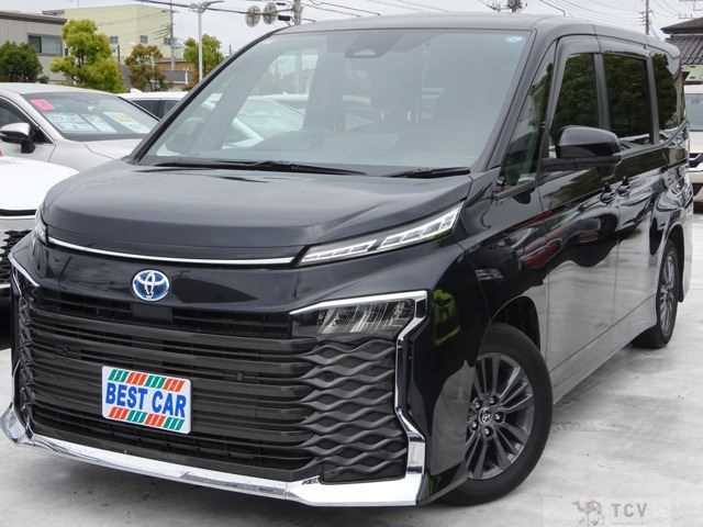 2023 Toyota Voxy