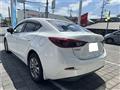 2015 Mazda Axela