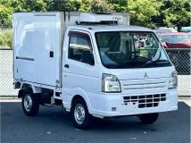2015 Mitsubishi Minicab Truck