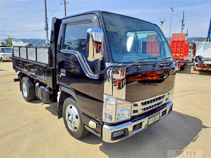 2014 Isuzu Elf Truck