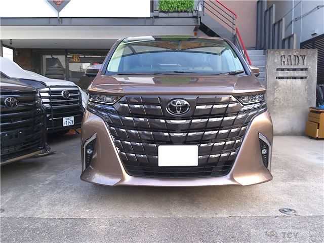2025 Toyota Alphard Hybrid
