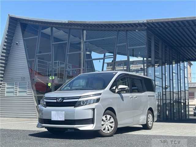 2014 Toyota Voxy