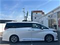 2025 Toyota Alphard Hybrid