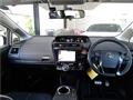 2016 Toyota PRIUS α