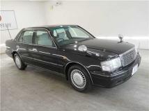 2000 Toyota Crown Sedan