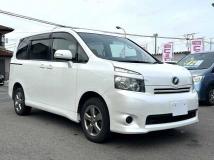 2009 Toyota Voxy