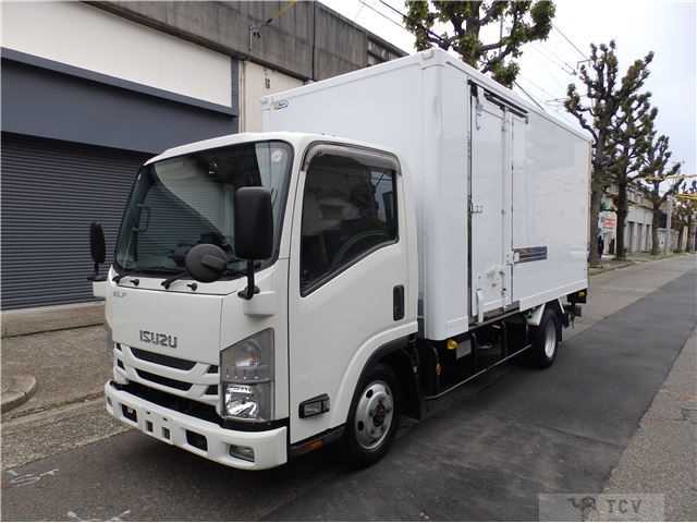 2021 Isuzu Elf Truck
