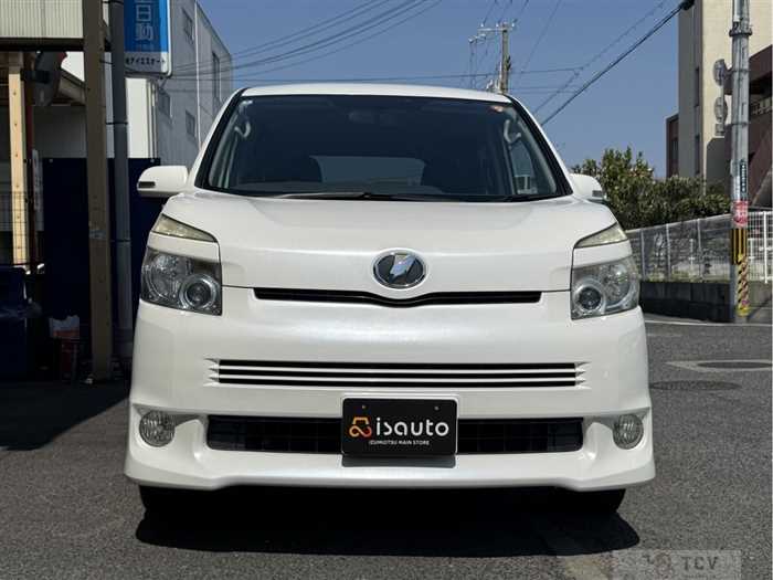 2008 Toyota Voxy
