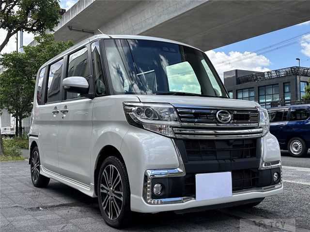 2018 Daihatsu Tanto Custom