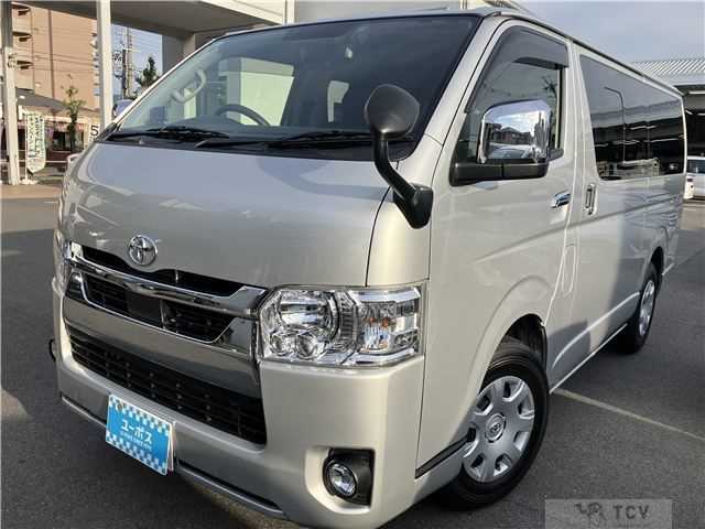 2022 Toyota Hiace Van