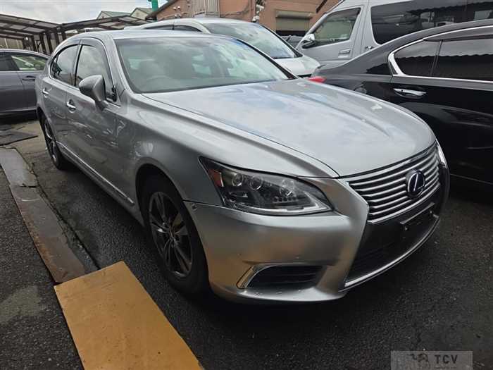 2013 Lexus LS