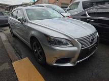 2013 Lexus LS