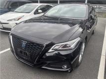 2019 Toyota Crown Hybrid