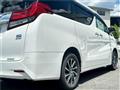 2015 Toyota Alphard Hybrid