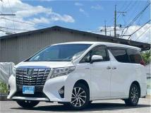 2015 Toyota Alphard Hybrid