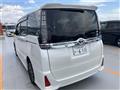 2016 Toyota Voxy