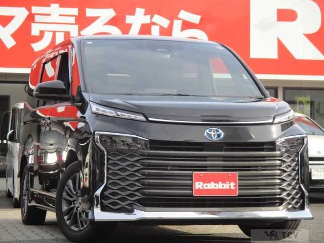 2023 Toyota Voxy