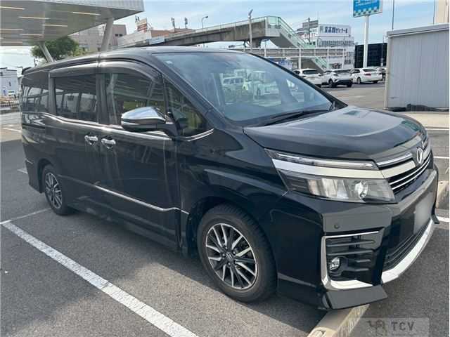 2017 Toyota Voxy