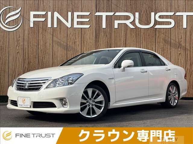 2010 Toyota Crown Hybrid
