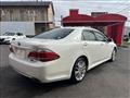 2010 Toyota Crown Hybrid