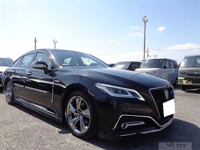2019 Toyota Crown Hybrid