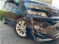 2013 Toyota Vellfire