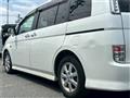 2012 Toyota Isis