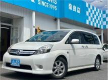 2012 Toyota Isis