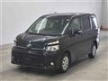 2013 Toyota Voxy