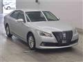 2014 Toyota Crown Hybrid