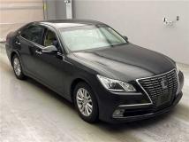 2014 Toyota Crown