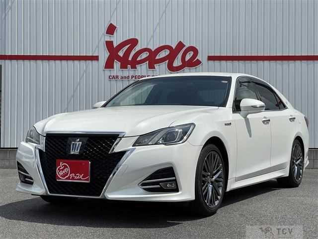 2016 Toyota Crown Hybrid