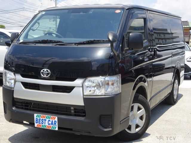 2022 Toyota Hiace Van