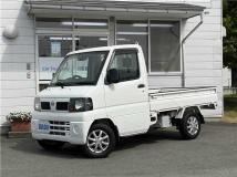 2010 Nissan Clipper Truck
