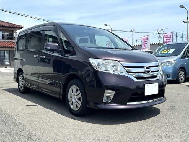 2012 Nissan Serena