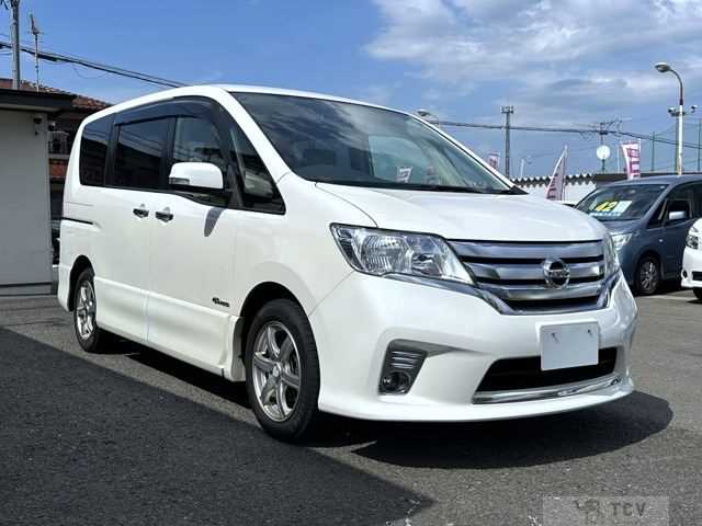 2013 Nissan Serena