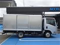 2015 Isuzu Elf Truck