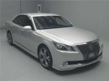 2014 Toyota Crown Majesta