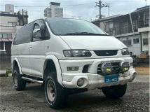 2004 Mitsubishi Delica Spacegear