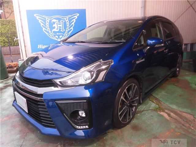 2015 Toyota PRIUS α