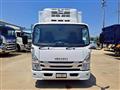 2023 Isuzu Elf Truck