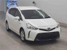 2015 Toyota PRIUS α