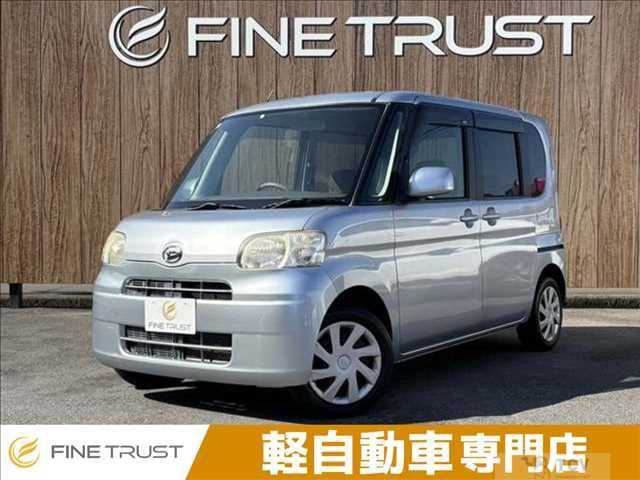 2011 Daihatsu Tanto