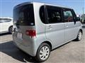 2011 Daihatsu Tanto